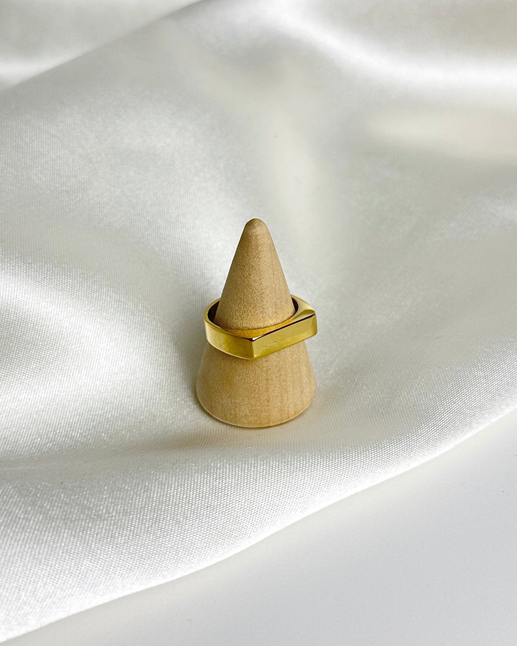 Anillo Ximena