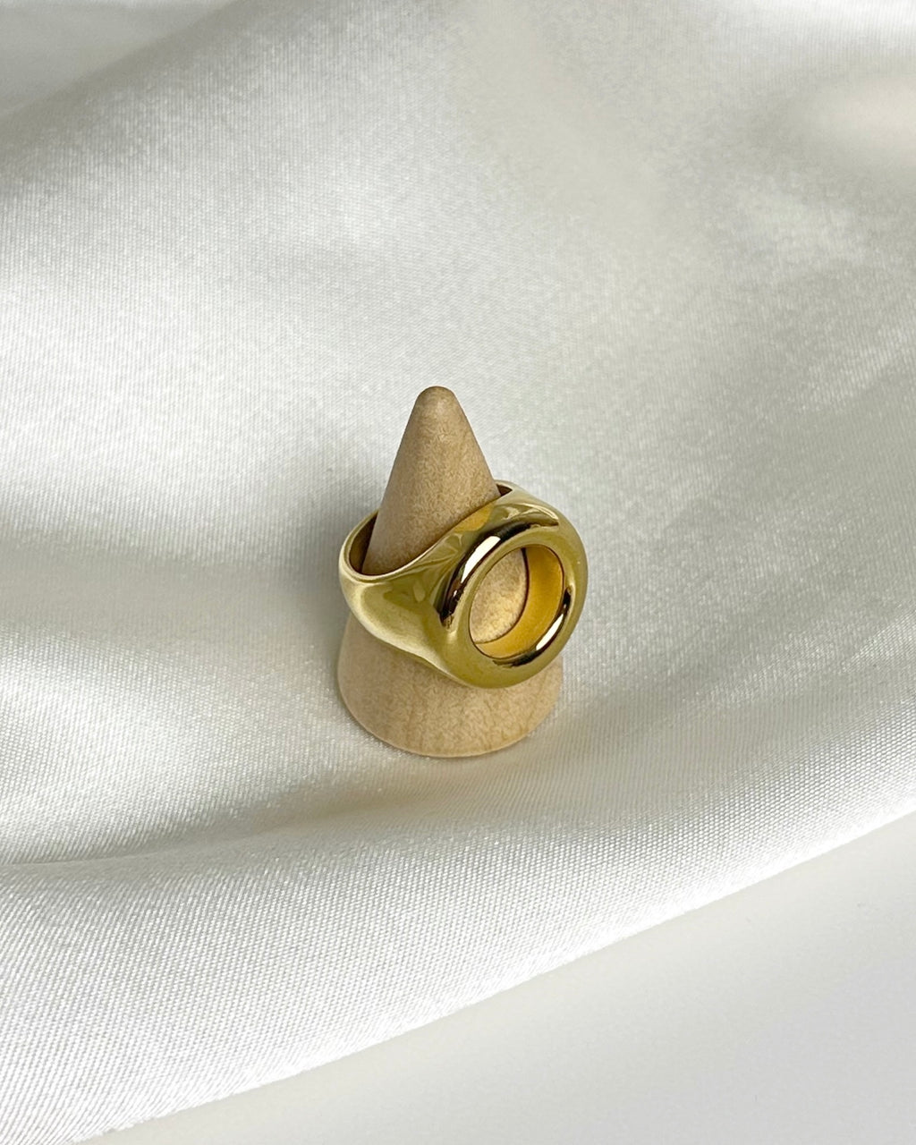 Anillo Zoe